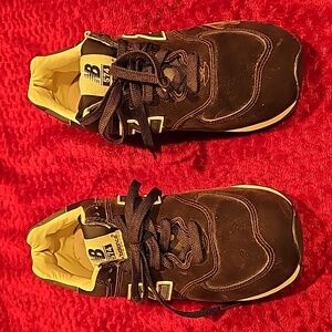 New Balance Men's Brown Running Shoe Size 10